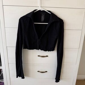 H:ours Black Crop top